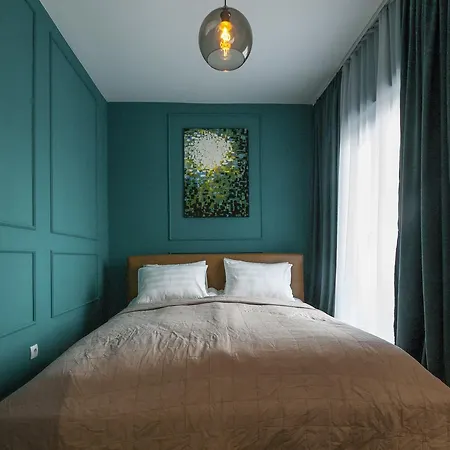 Apartment Luxury Penthouse In Central *