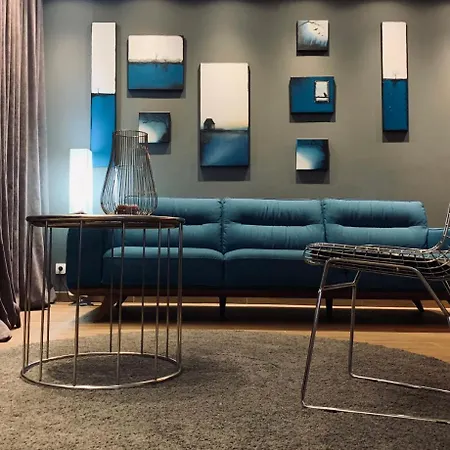 Apartment Luxury Penthouse In Central